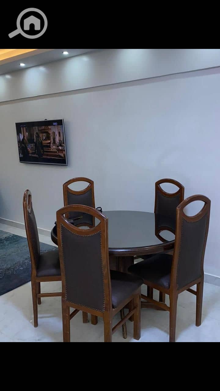 3 57141. jpg