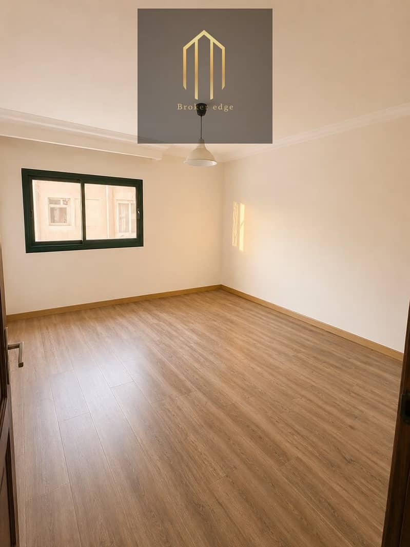 8 1000686765. jpg