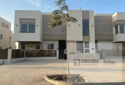 5 Bedroom Townhouse for Sale in 6th of October, Giza - 7930631-2b596o. jpg