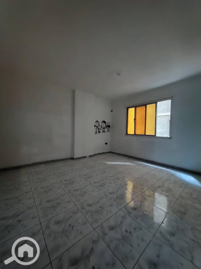 4 1000445863. jpg