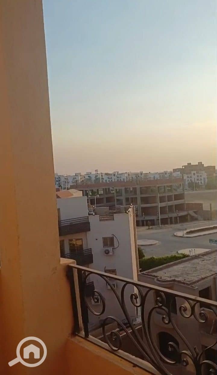 2 photo_6010458379299523964_y. jpg