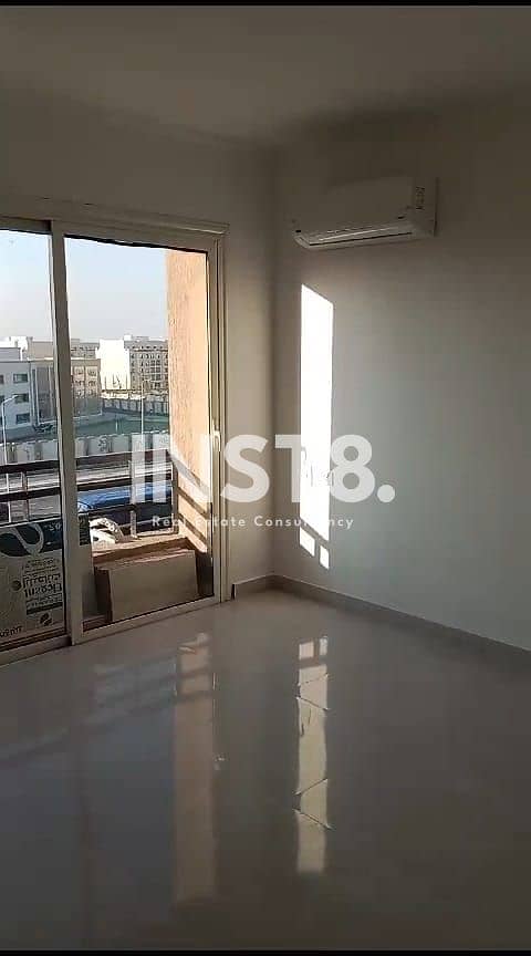 10 67b5f64cd8527_WhatsApp-Image-2025-02-19-at-5.15. 00-PM. jpeg