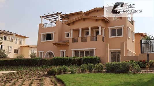 4 Bedroom Townhouse for Sale in New Cairo, Cairo - IMG_5125. JPG 4 Bedroom Townhouse for Sale in New Cairo, Cairo - IMG_5125. JPG
