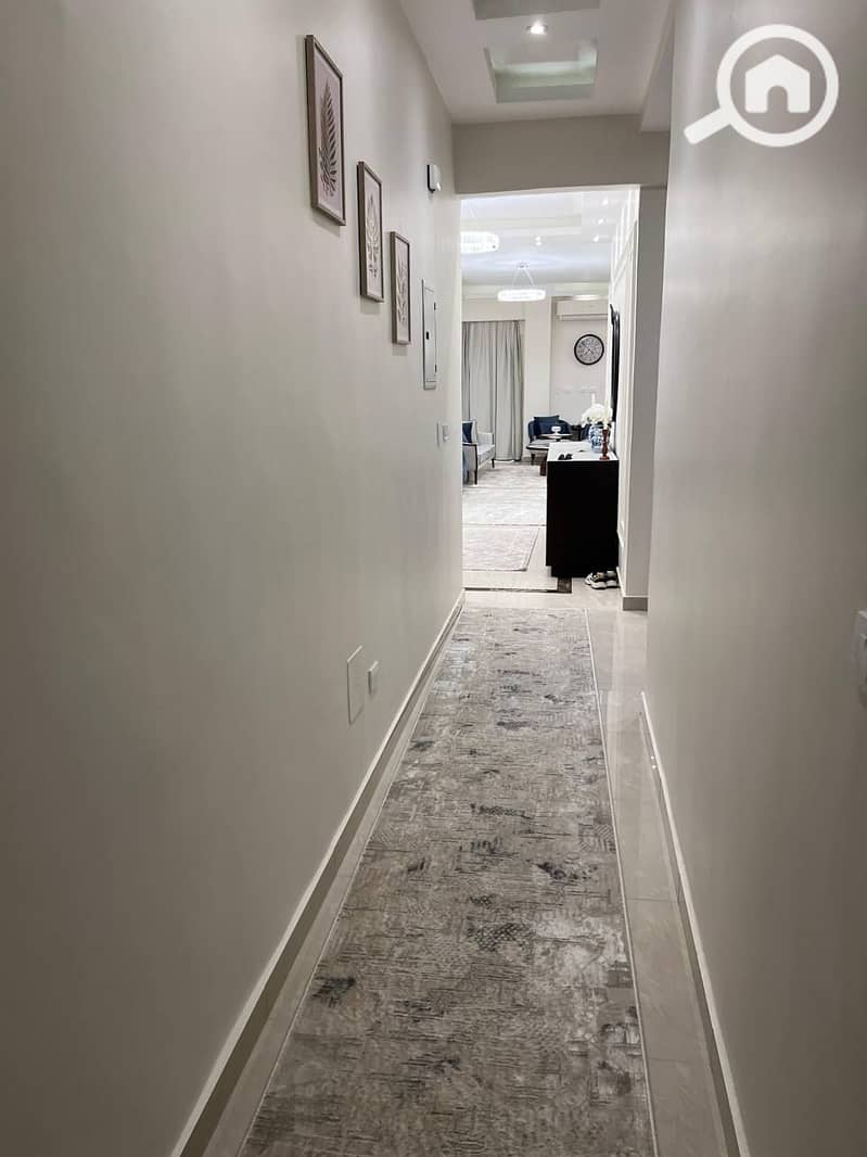4 1000978675. jpg
