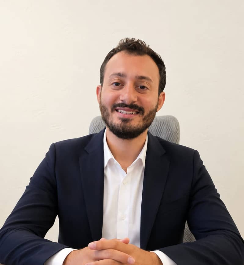 Ahmed ozel Ahmed ozel