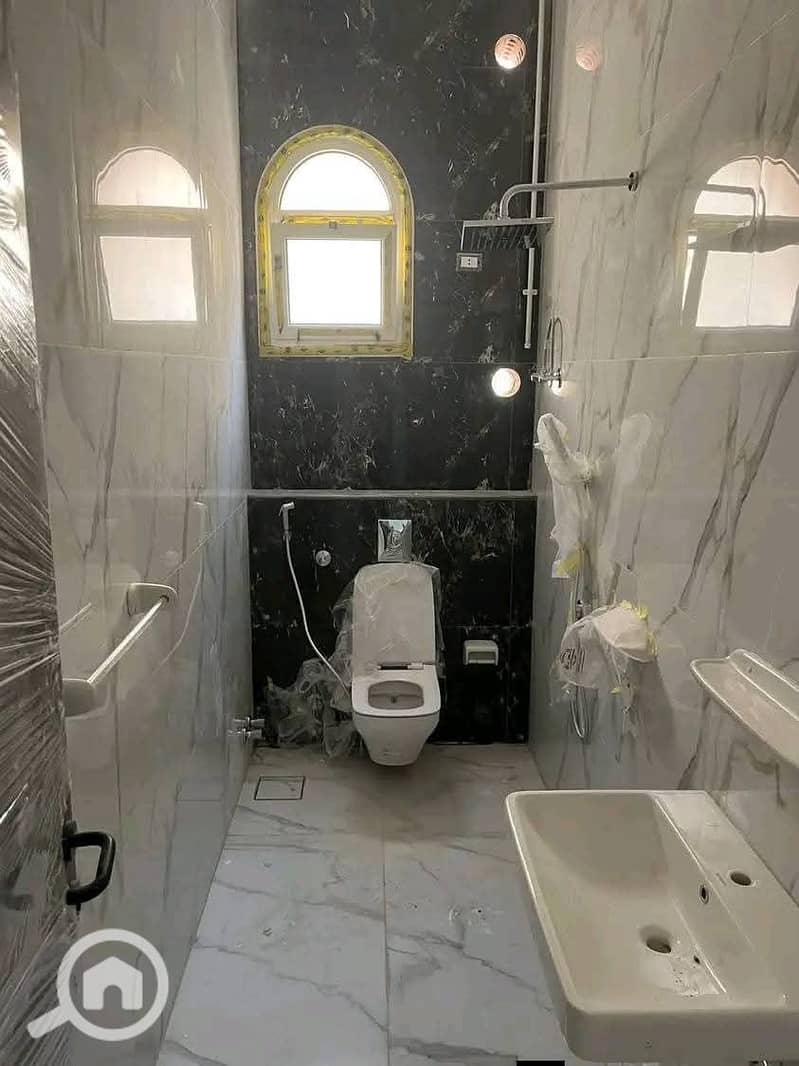 2 136903. jpg