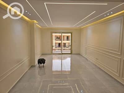 3 Bedroom Flat for Sale in Sheikh Zayed, Giza - 719770863_122109377121305389_3425405616088249044_n (1). jpg