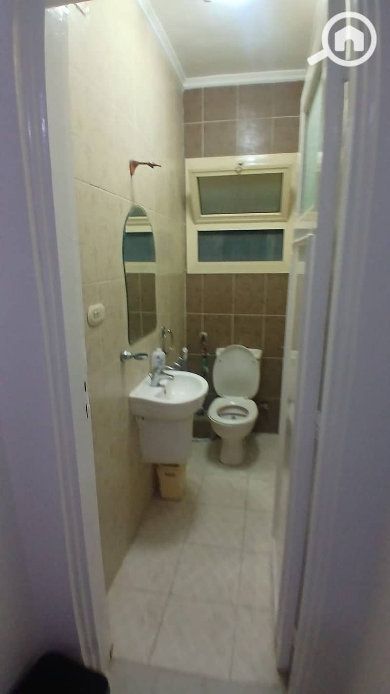 11 1000447005. jpg