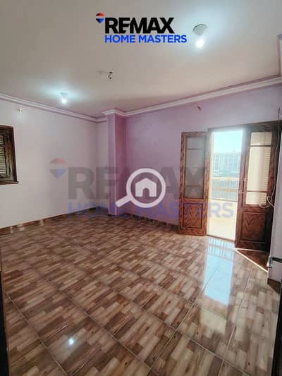 3 Bedroom Flat for Sale in Mansura, Dakahlia - 761559485_1913721630033186_8756260842083225425_n. jpg