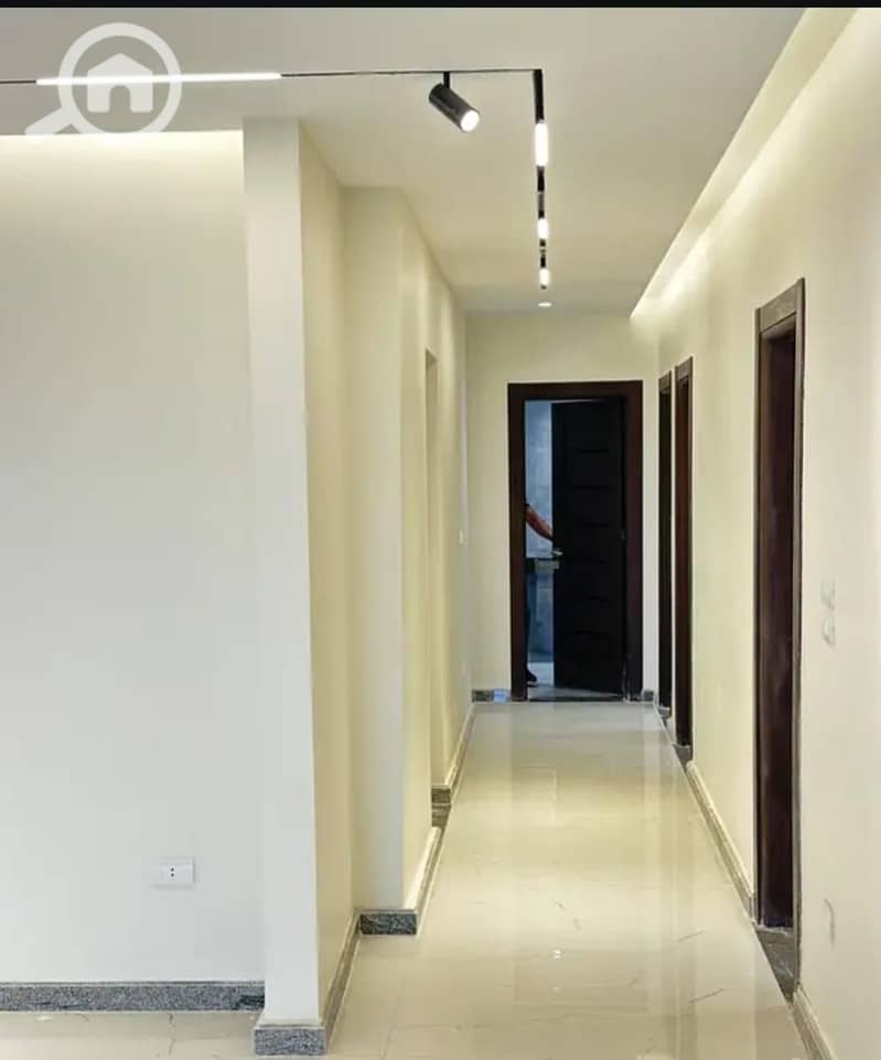 4 96268. jpg