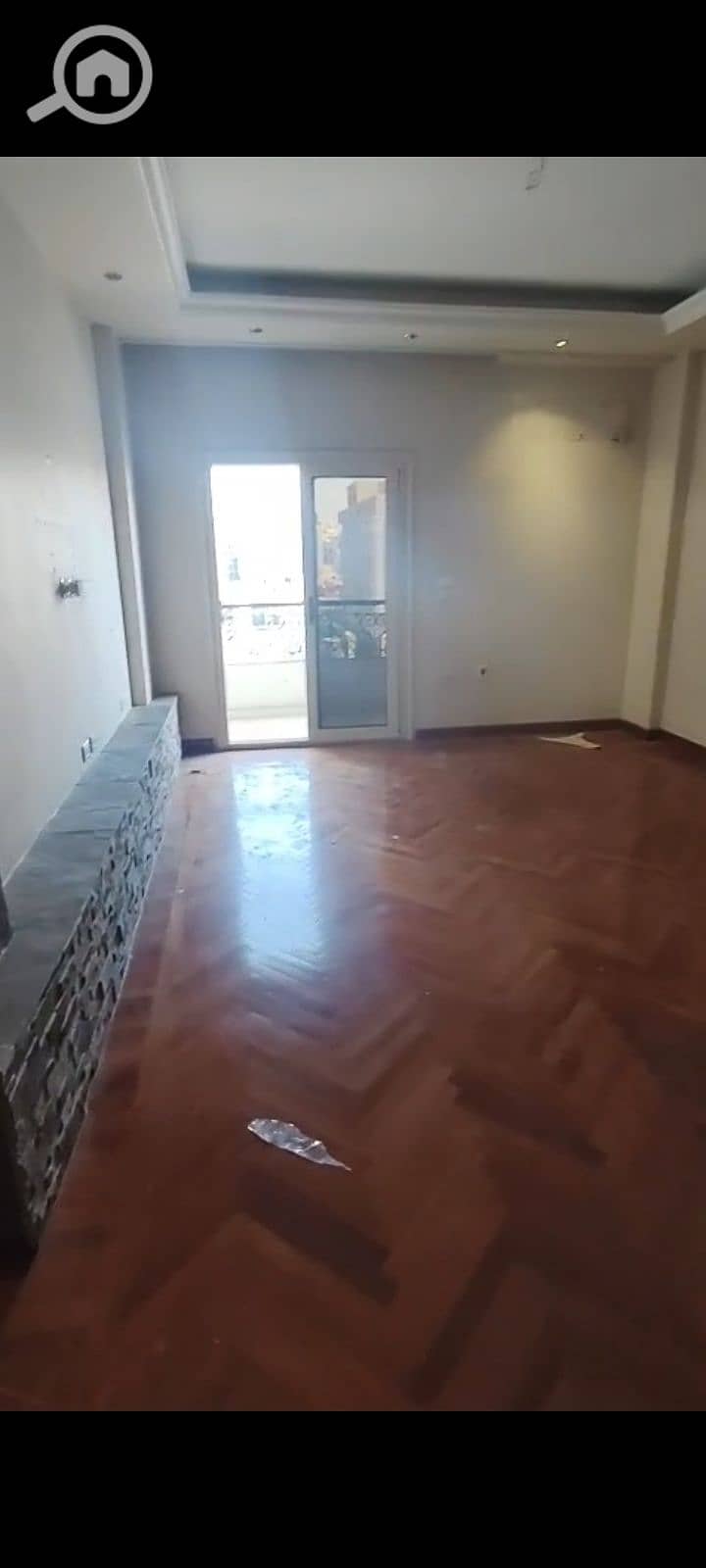 4 28152. jpg