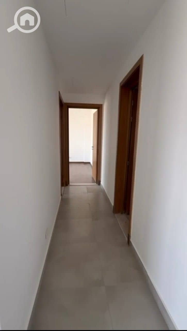 5 1000707147. jpg