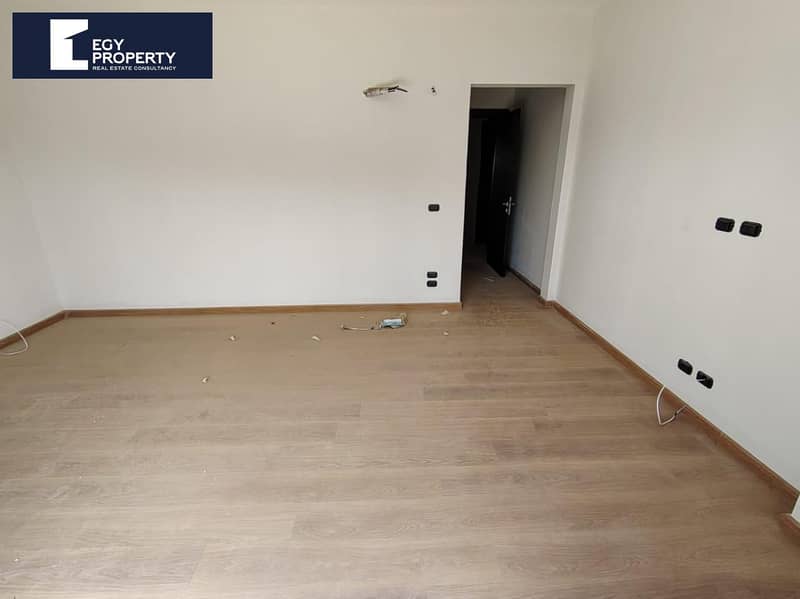 5 _files_master bedroom. jpeg