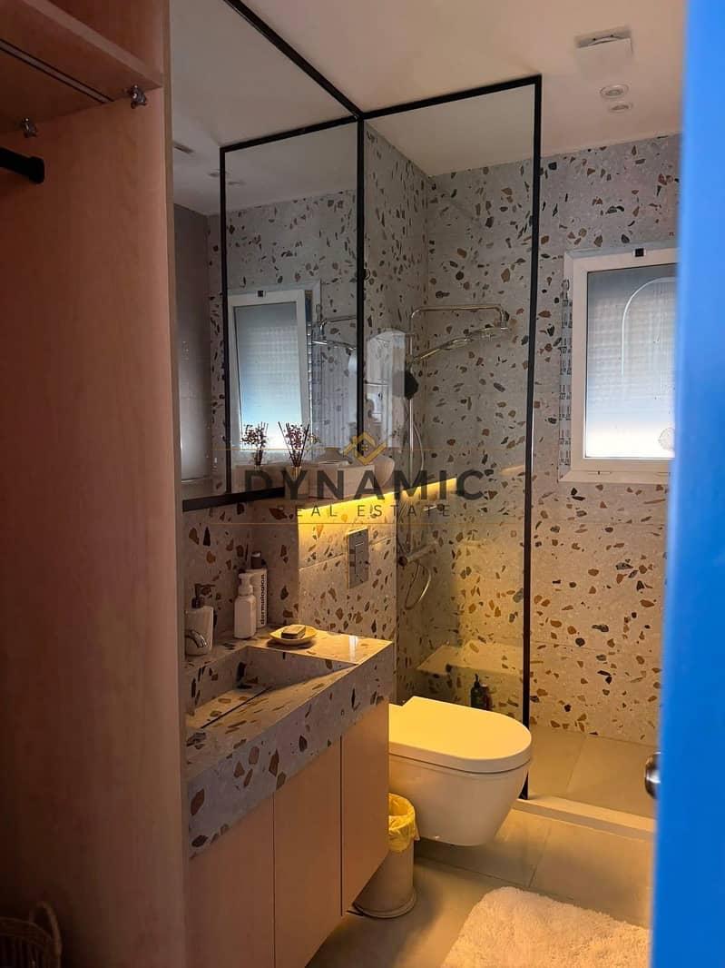 21 133cfd05-b1df-4fee-9457-2280a9b8a3e2. JPG