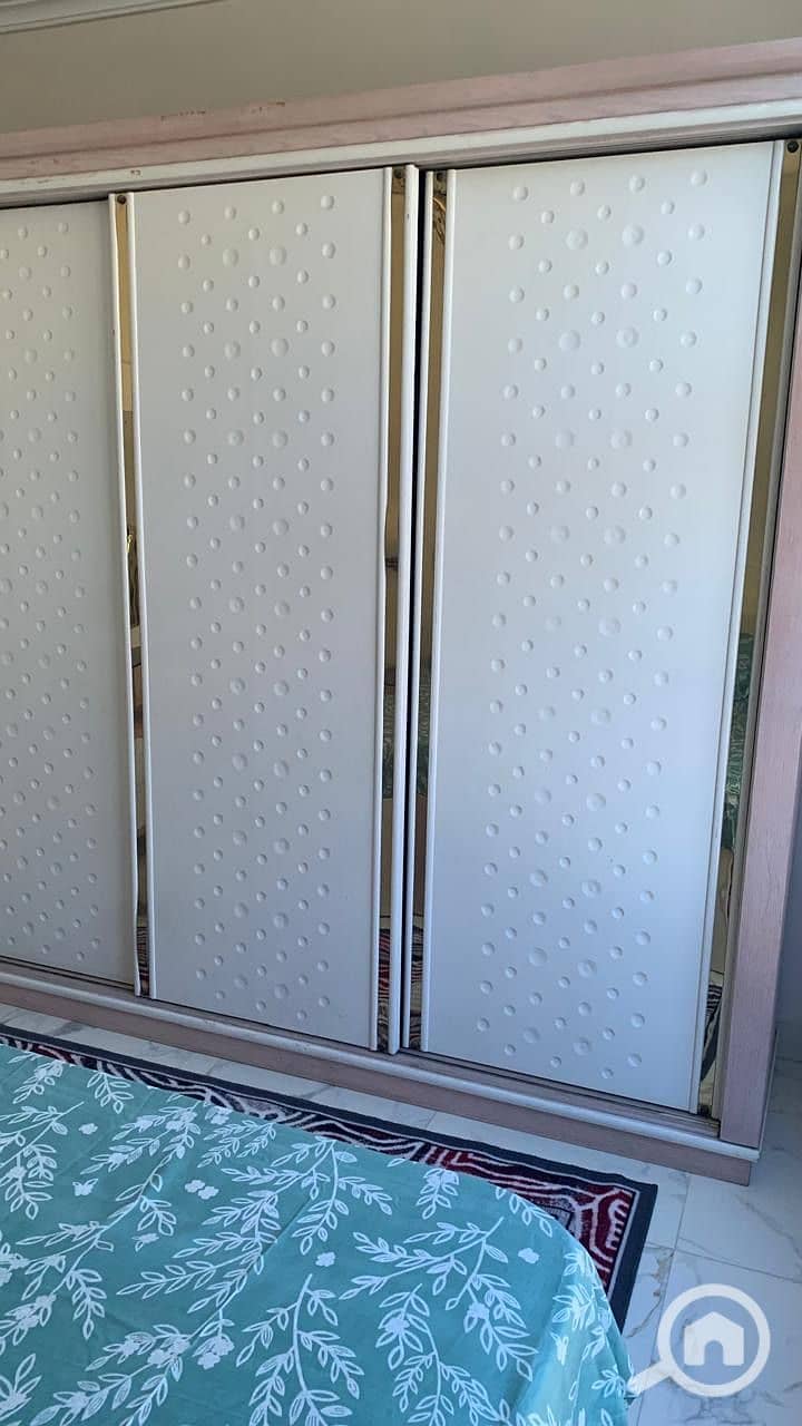 18 1f1de088-df03-4a73-bb70-0fdc70dfe9d7. jpg