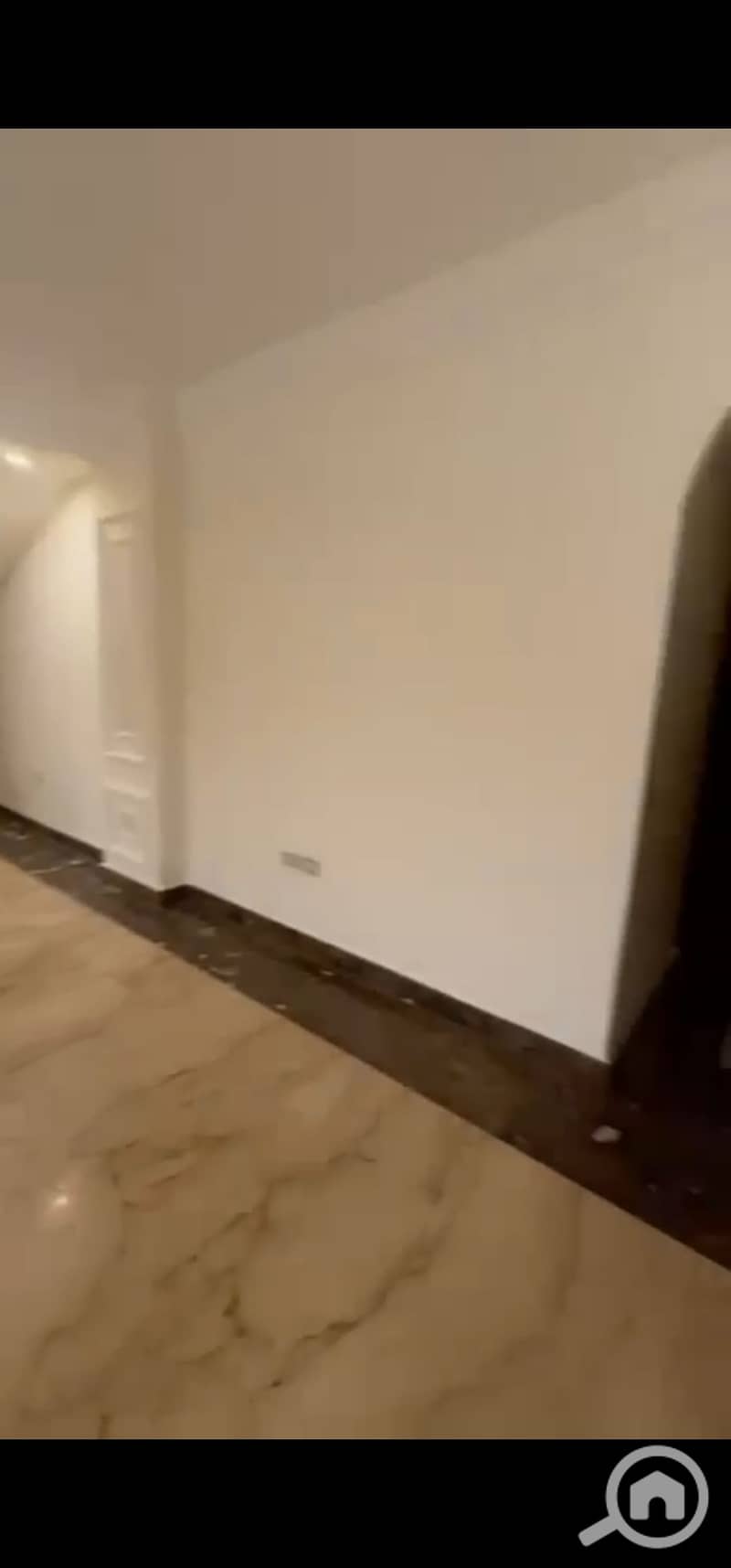 10 1000755883. jpg