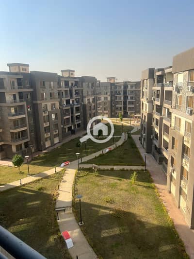 شقة 3 غرف نوم للايجار في 6 اكتوبر، الجيزة - 1000802213. jpg