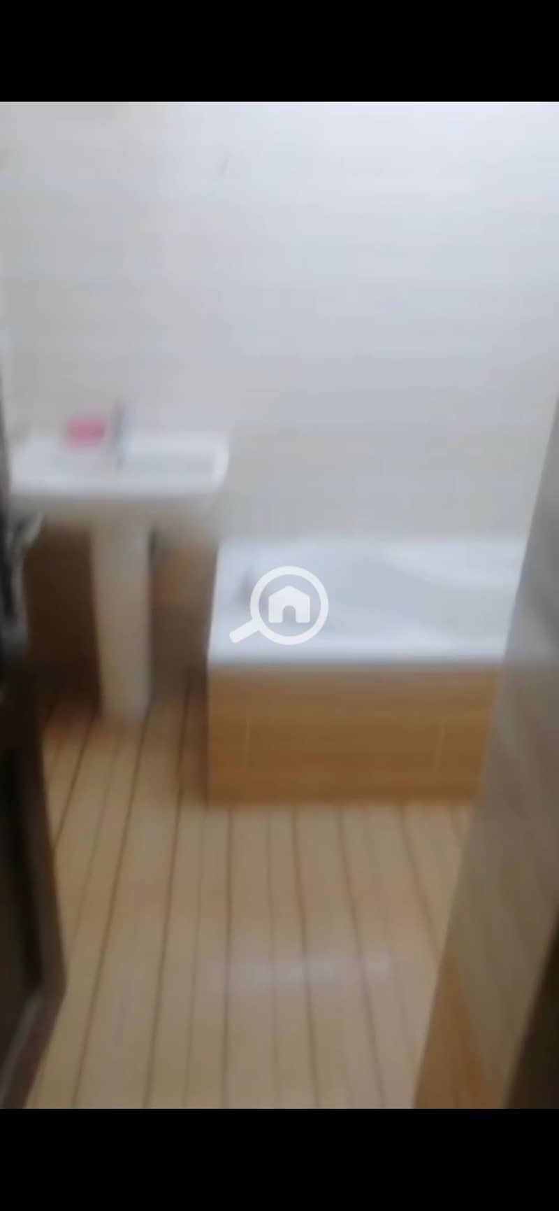 2 900122. jpg