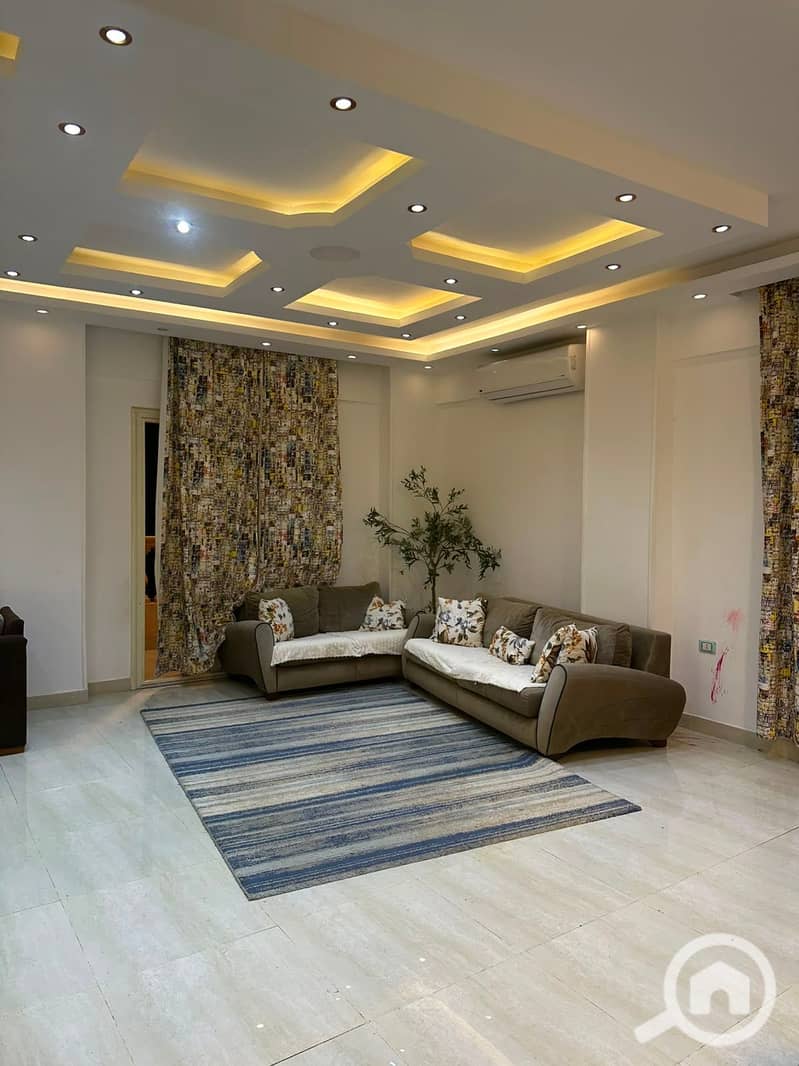 2 baa5ff8a-88f5-4cd4-ae1c-26ddd63e2943. jpg