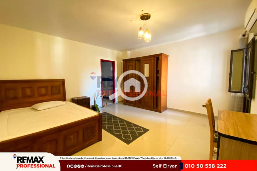 10 10. jpg