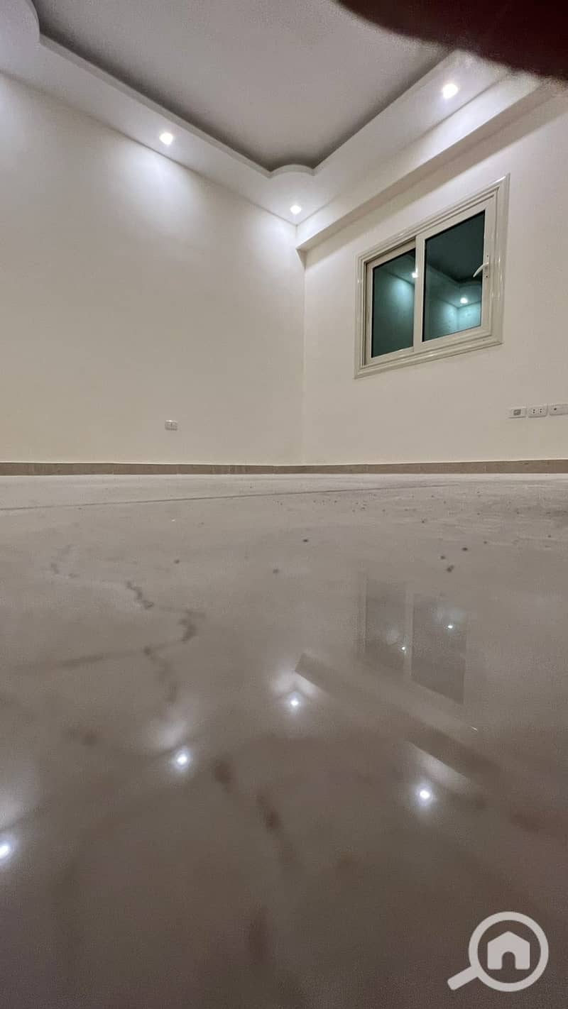 8 96585. jpg