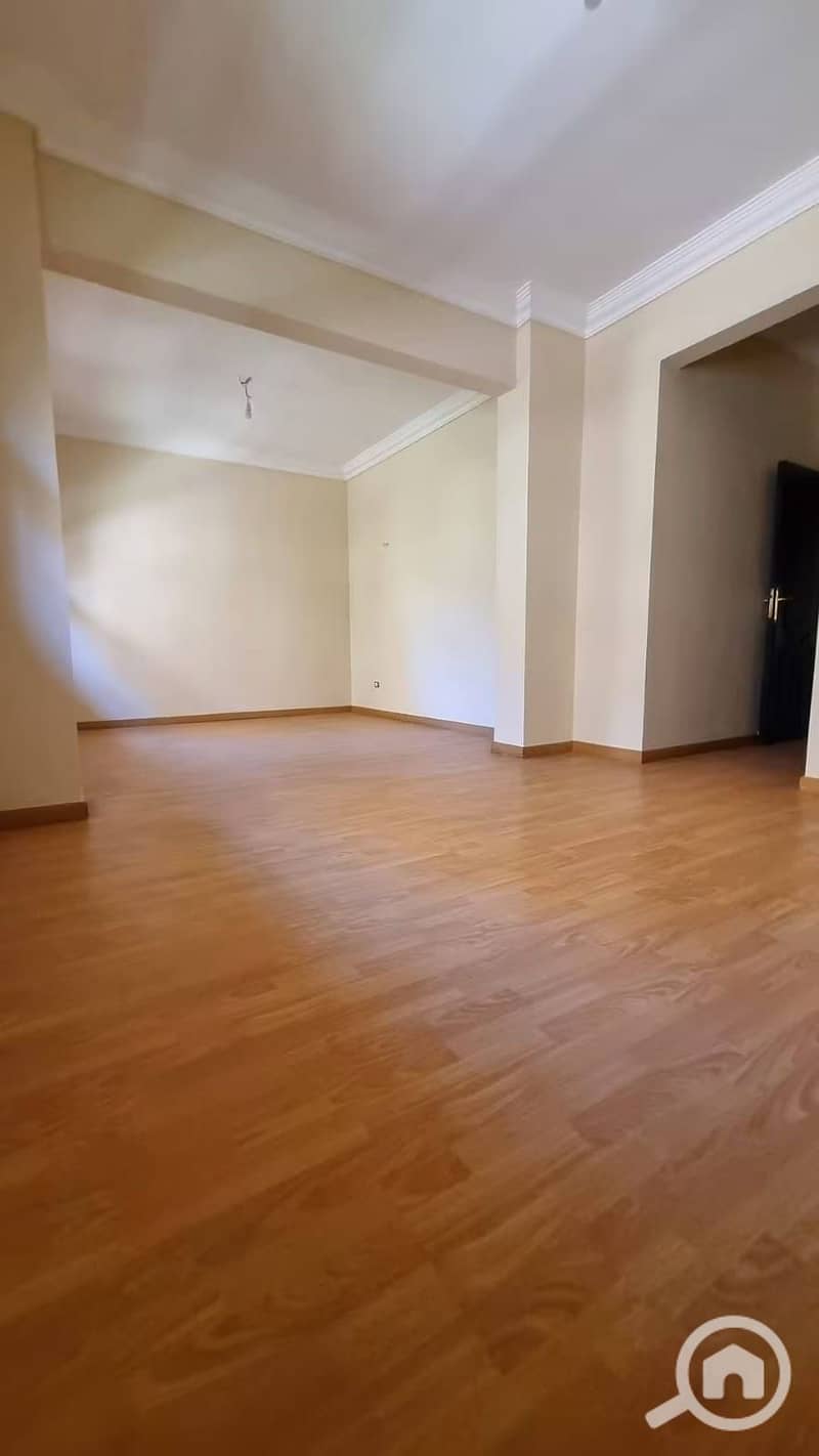 6 96857. jpg