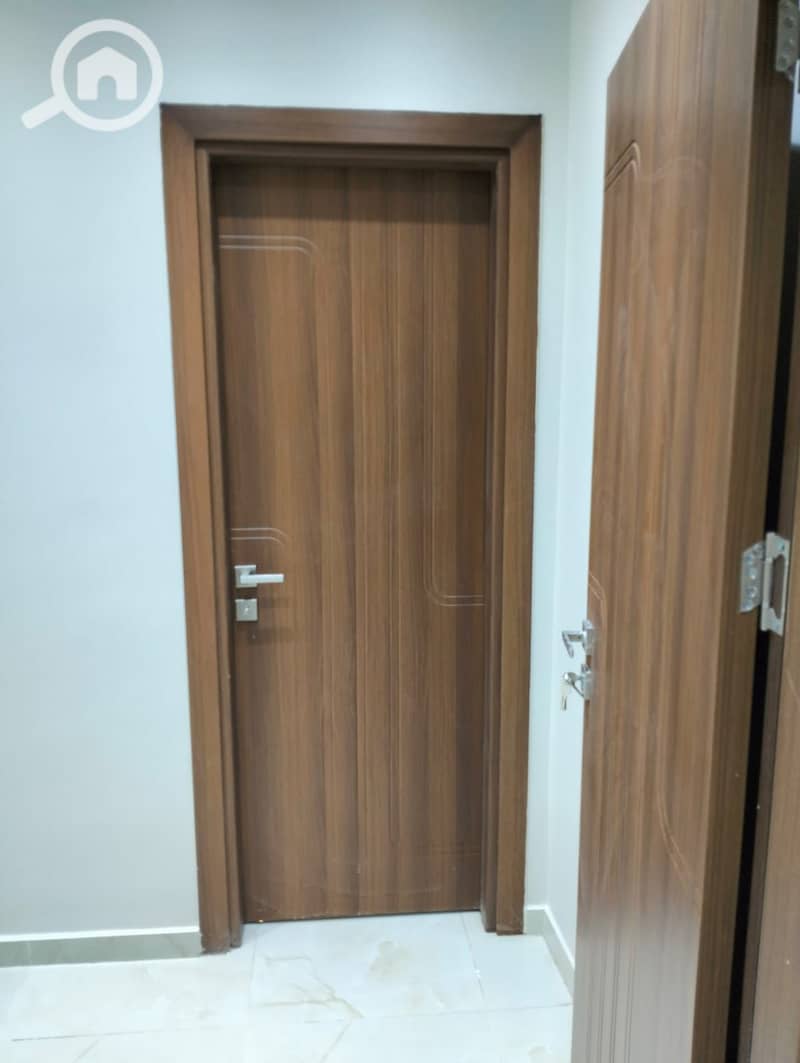11 1000406760. jpg