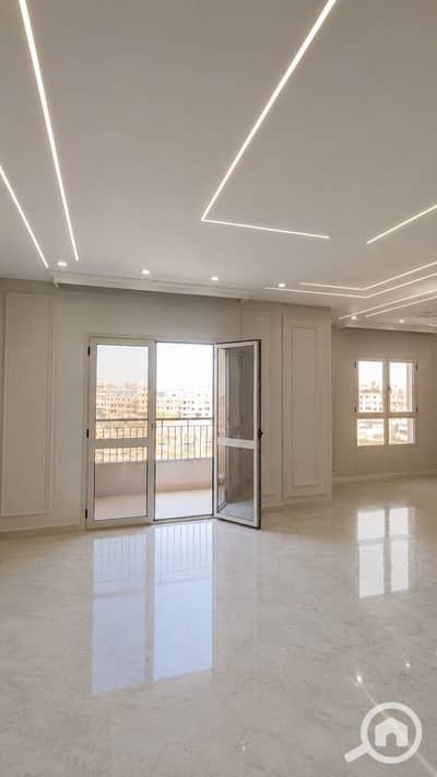 3 Bedroom Flat for Sale in Shorouk City, Cairo - 2bd4bb8c-ba56-44de-a667-d05f71fa8e7b. jpeg 3 Bedroom Flat for Sale in Shorouk City, Cairo - 2bd4bb8c-ba56-44de-a667-d05f71fa8e7b. jpeg