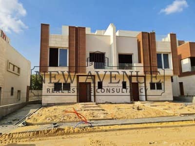 6 Bedroom Villa for Sale in New Cairo, Cairo - WhatsApp Image 2026-08-03 at 11.42. 14. jpg 6 Bedroom Villa for Sale in New Cairo, Cairo - WhatsApp Image 2026-08-03 at 11.42. 14. jpg