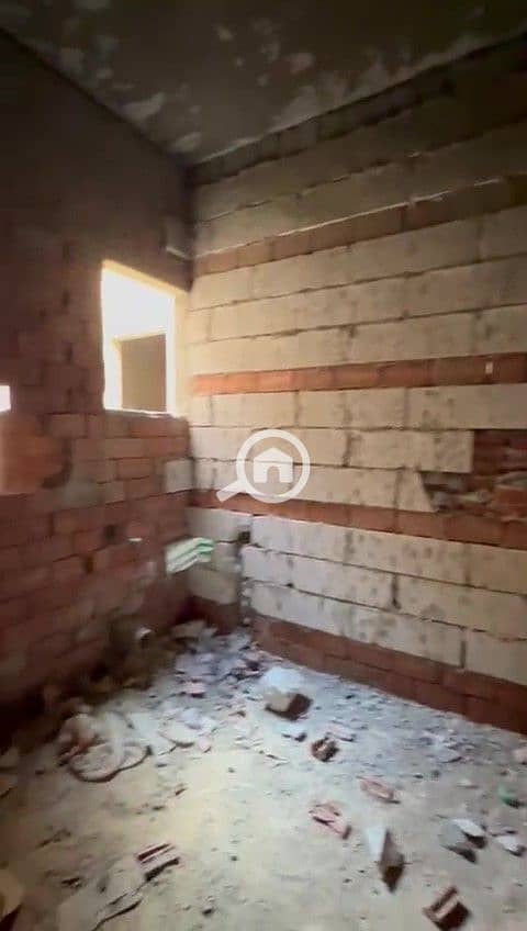 11 WhatsApp Video 2026-07-13 at 12.55. 19 PM (1) - frame at 1m24s. jpg