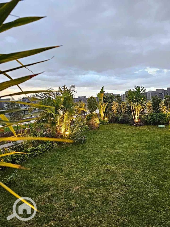 9 597816703_1985877492269929_1766892971396195199_n. jpg