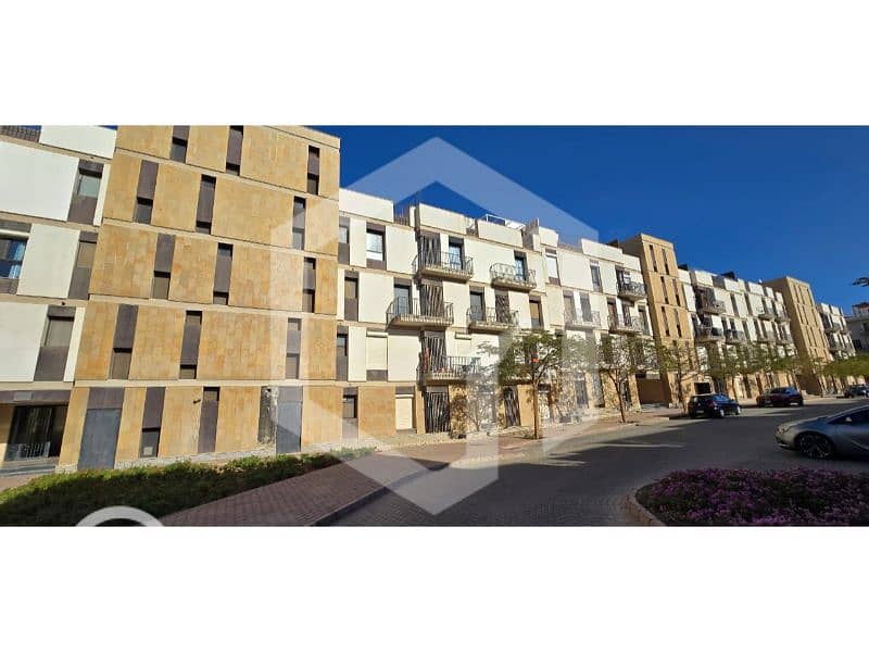 9 Courtyard Sodic 11. jpg