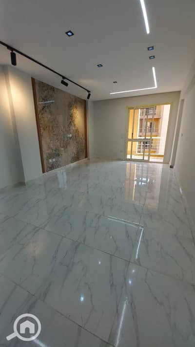 شقة 2 غرفة نوم للبيع في 6 اكتوبر، الجيزة - 786ca901-29d6-4254-8242-3894135d3f11. jpg