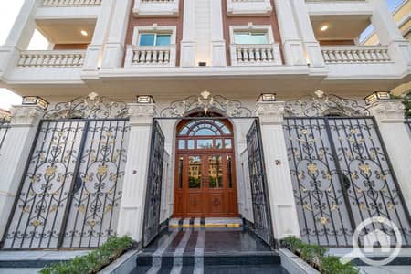 فلیٹ 4 غرف نوم للبيع في القاهرة الجديدة، القاهرة - d2c35dea-2f63-470b-a5bd-fd668c6105c5. jpeg فلیٹ 4 غرف نوم للبيع في القاهرة الجديدة، القاهرة - d2c35dea-2f63-470b-a5bd-fd668c6105c5. jpeg