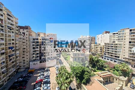 شقة 3 غرف نوم للبيع في لوران، الإسكندرية - 1. jpg