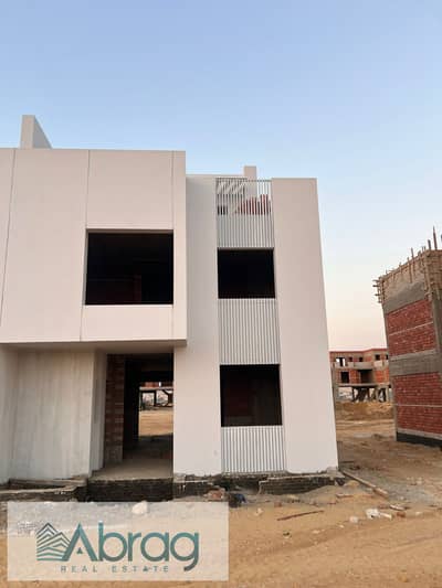 5 Bedroom Townhouse for Sale in Sheikh Zayed, Giza - WhatsApp Image 2026-08-04 at 4.28. 07 PM. jpeg 5 Bedroom Townhouse for Sale in Sheikh Zayed, Giza - WhatsApp Image 2026-08-04 at 4.28. 07 PM. jpeg