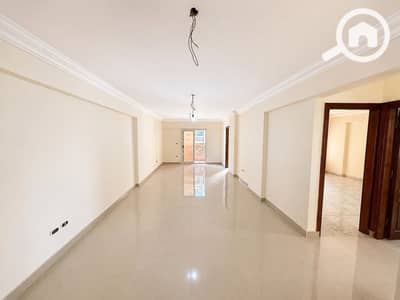 3 Bedroom Apartment for Sale in Gianaclis, Alexandria - WhatsApp Image 2026-08-04 at 2.43. 18 PM. jpeg