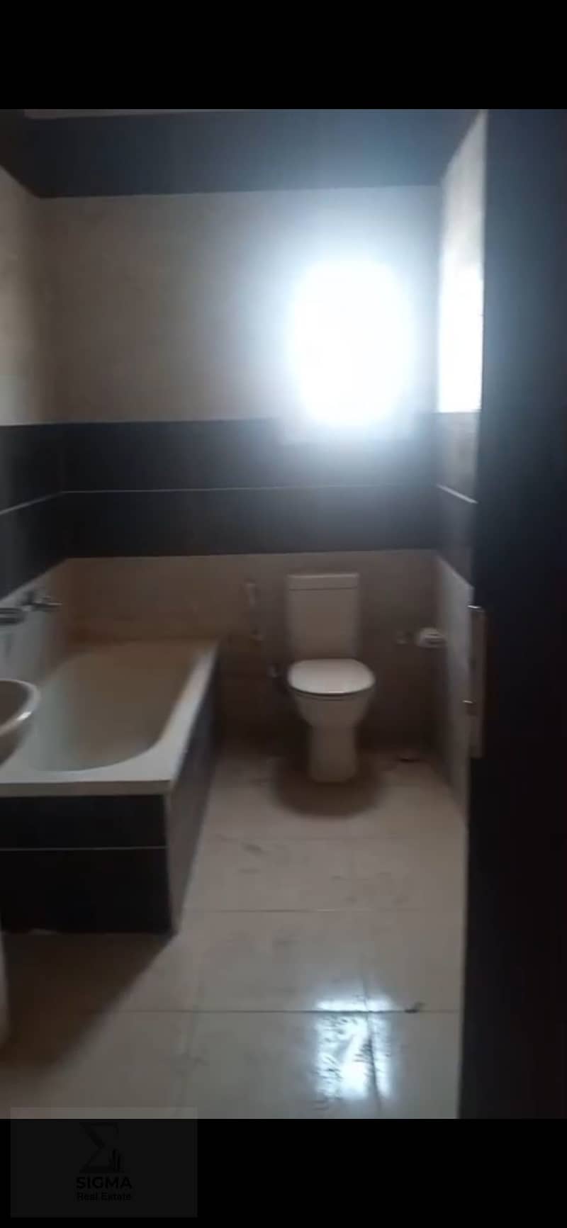 7 1000488192. jpg