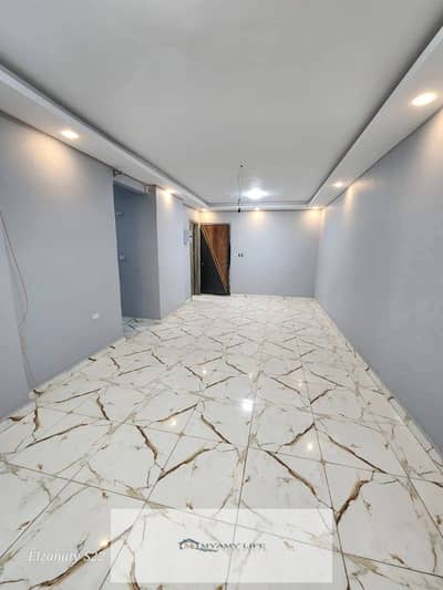 شقة 3 غرف نوم للايجار في حدائق الاهرام، الجيزة - WhatsApp Image 2026-07-18 at 2.24. 27 PM. jpeg شقة 3 غرف نوم للايجار في حدائق الاهرام، الجيزة - WhatsApp Image 2026-07-18 at 2.24. 27 PM. jpeg