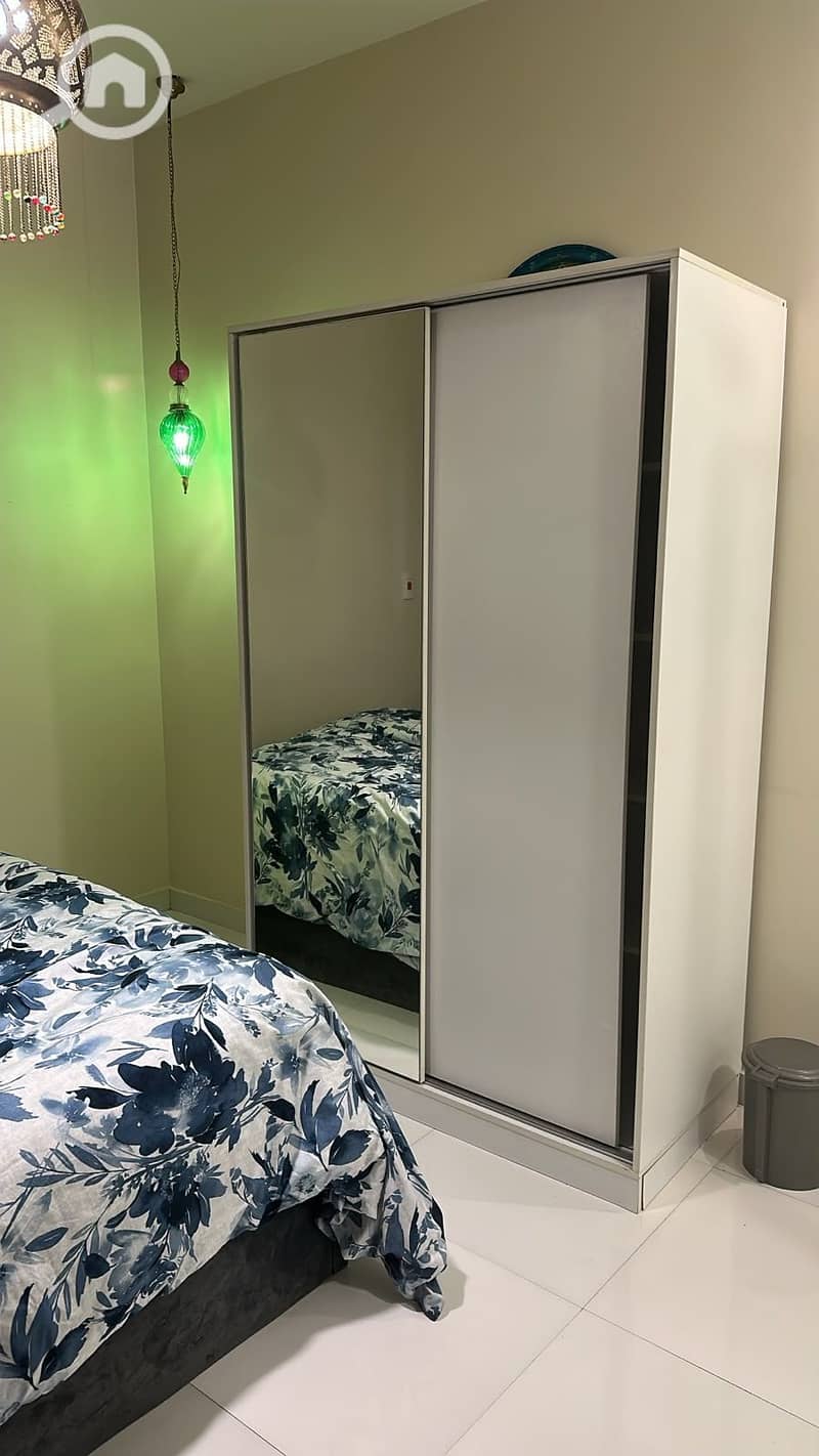 4 94306. jpg