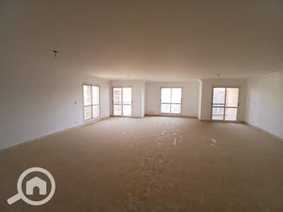 4 Bedroom Apartment for Rent in New Cairo, Cairo - WhatsApp Image 2026-08-04 at 7.16. 26 PM. jpeg 4 Bedroom Apartment for Rent in New Cairo, Cairo - WhatsApp Image 2026-08-04 at 7.16. 26 PM. jpeg