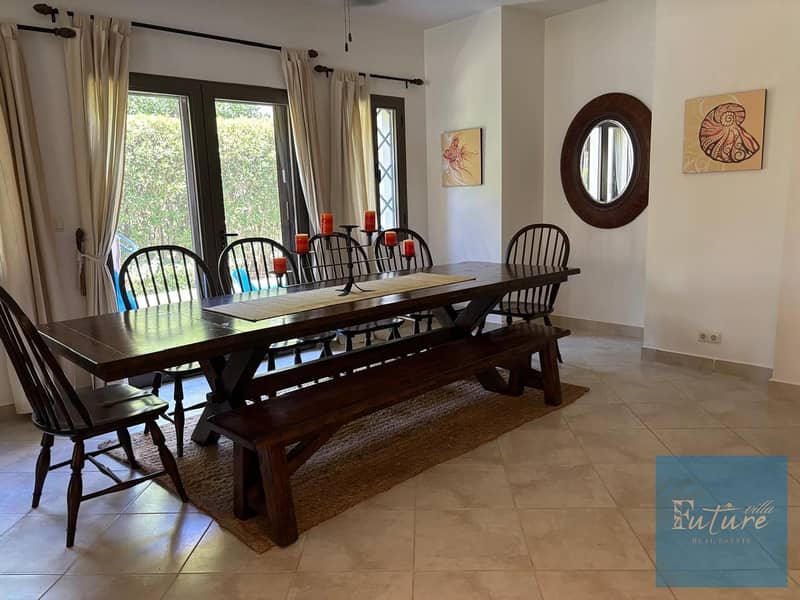 14 229c4849-6600-4d79-a82b-a0802c855819. jpg