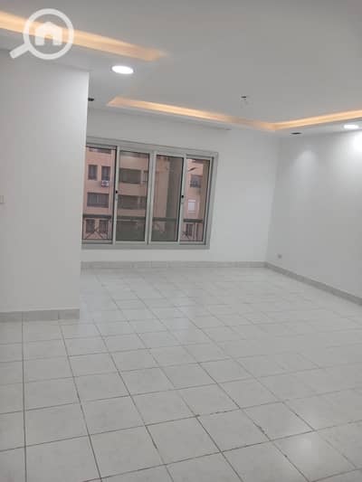 3 Bedroom Apartment for Rent in New Cairo, Cairo - WhatsApp Image 2026-08-04 at 7.10. 51 PM (3). jpeg 3 Bedroom Apartment for Rent in New Cairo, Cairo - WhatsApp Image 2026-08-04 at 7.10. 51 PM (3). jpeg