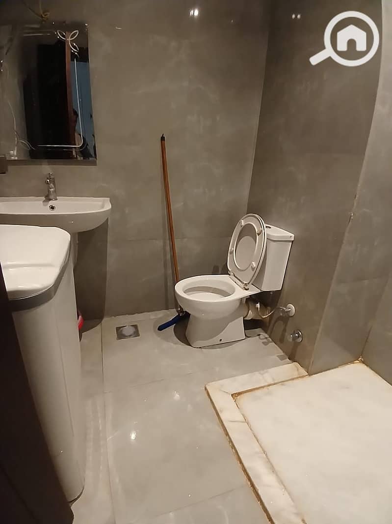 6 123777. jpg