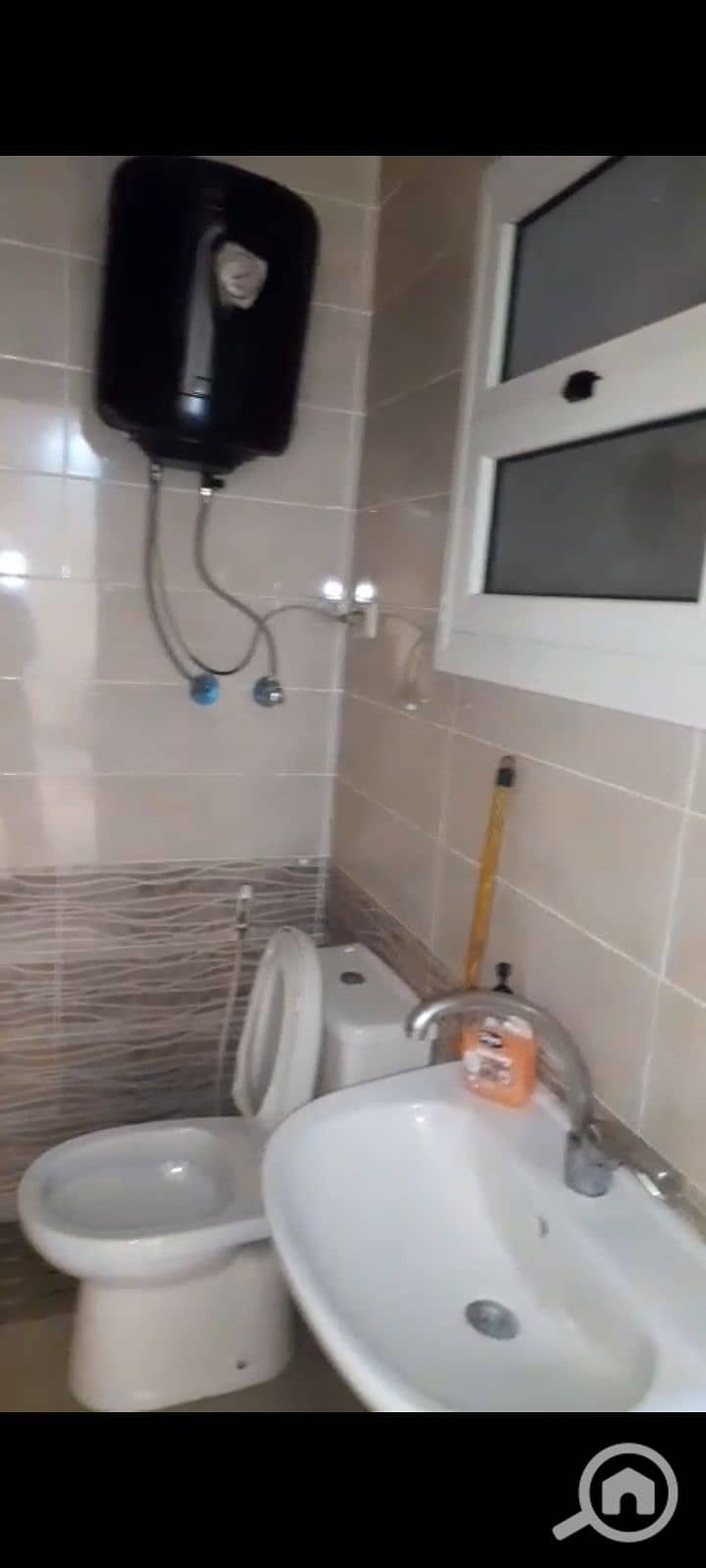 6 1000071022. jpg