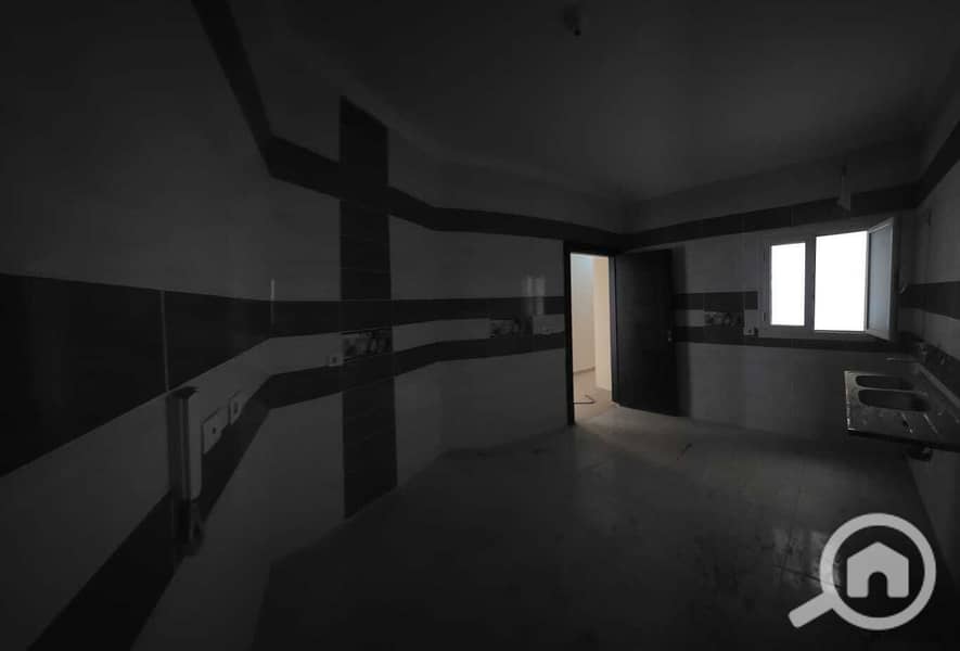 4 37afcc8e-9dfc-4a7c-b1d5-e8567ebb5cb8. jpg