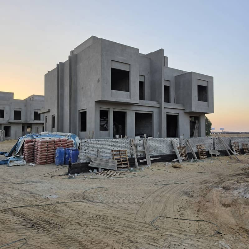 للبيع من المالك مباشر توين هاوس ليك ويست 3 بالشيخ زايد استلام 202٧ للبيع من المالك مباشر توين هاوس ليك ويست 3 بالشيخ زايد استلام 202٧
