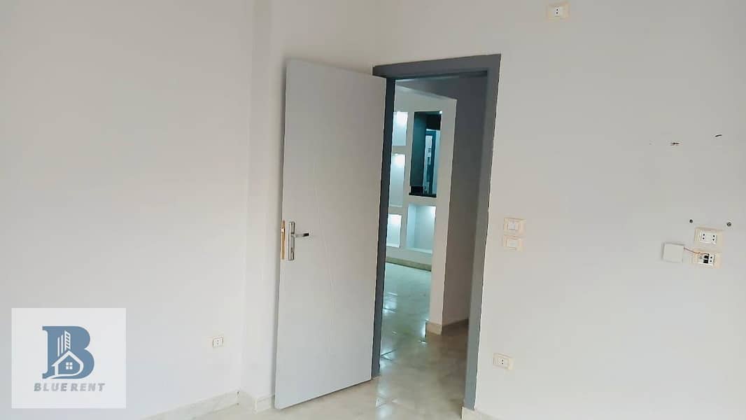 5 ae9cc194-baed-452e-9088-89507fed98cd. jpg