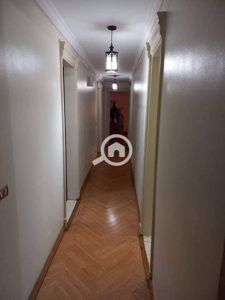 8 404274. jpg