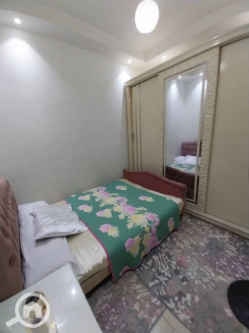 8 لوتس ايجار. jpeg